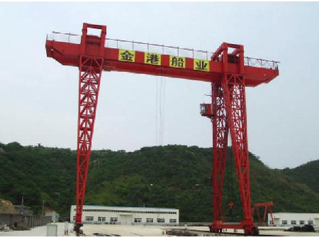 浙江金港船廠ME50+50/10t-28m造船門(mén)式起重機(jī)