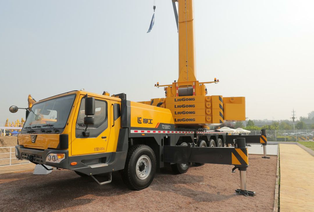 江門(mén)起重機(jī)械